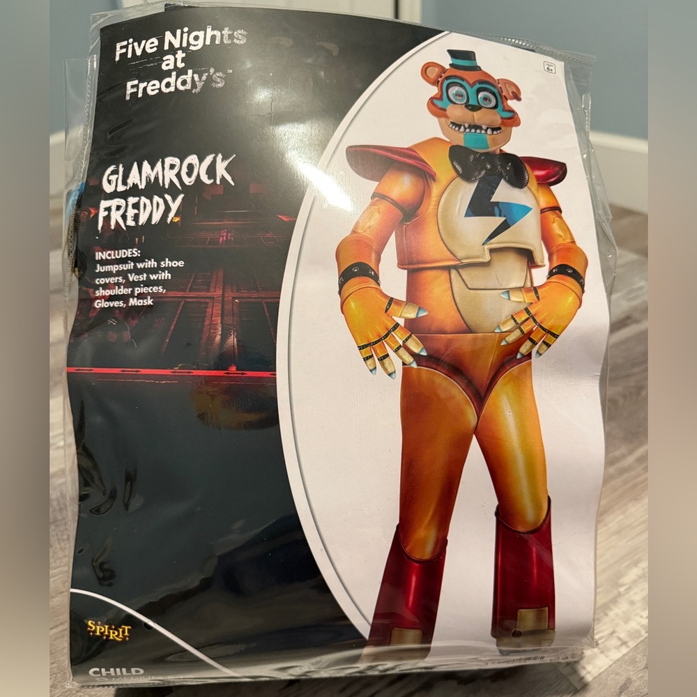 Halloween Costume - Five Nights at Freddy’s - Glamrock Freddy